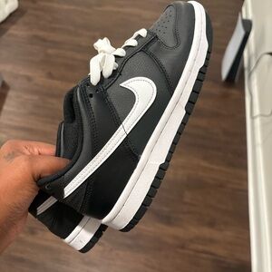 Nike panda reverse
